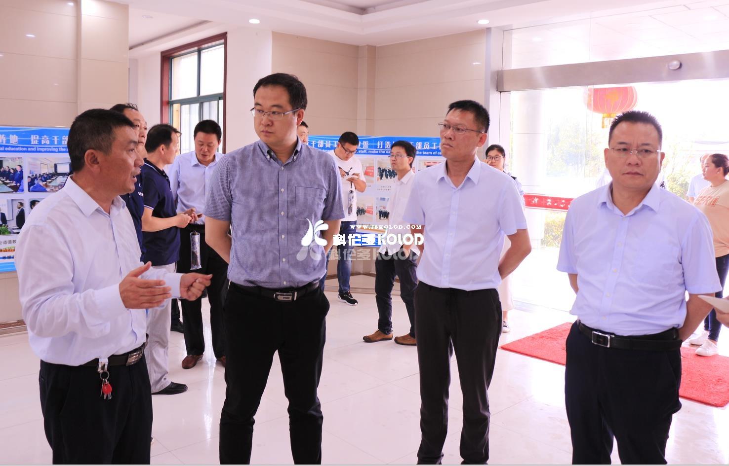 江蘇省僑商總會秘書長馬云鵬，連云港市僑聯(lián)主席商曉東、灌云縣委常委、組織部部長何崢嶸等領導陪同貴州省水城縣委副書記王鳴明等領導蒞臨科倫多調(diào)研參觀